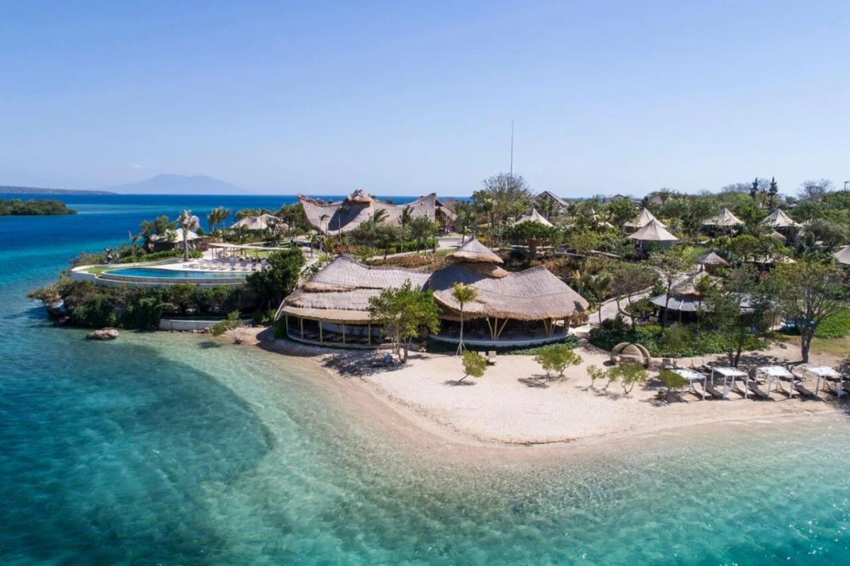 Menjangan Dynasty Resort