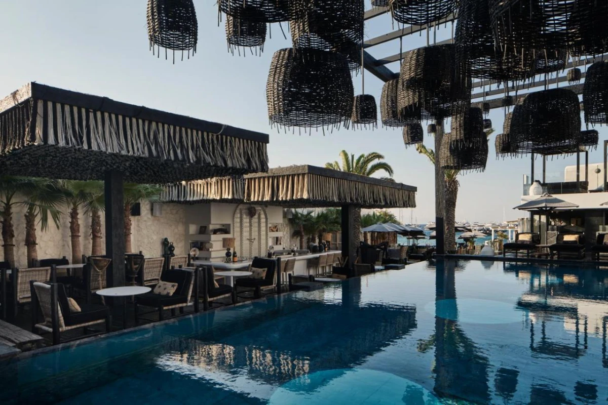 Myconian O Hotel