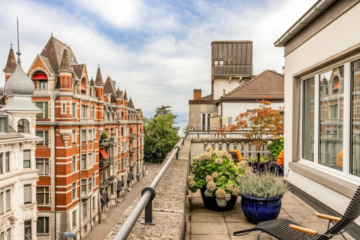 Neues Schloss Privat Hotel Zurich Autograph Collection