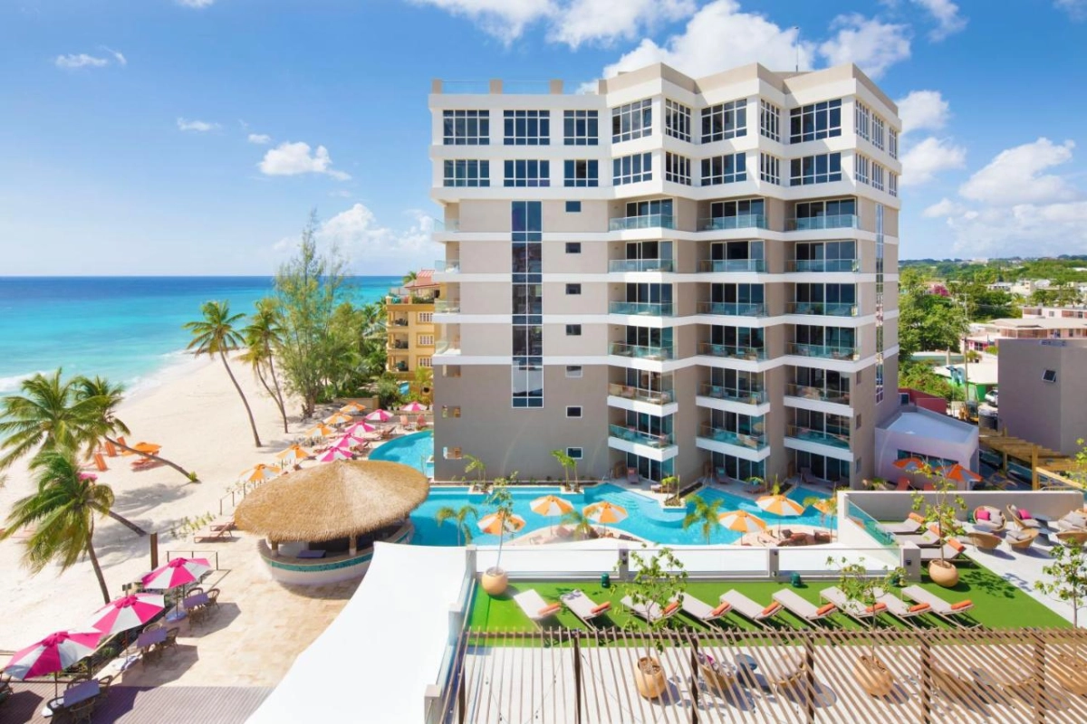 O2 Beach Club & Spa