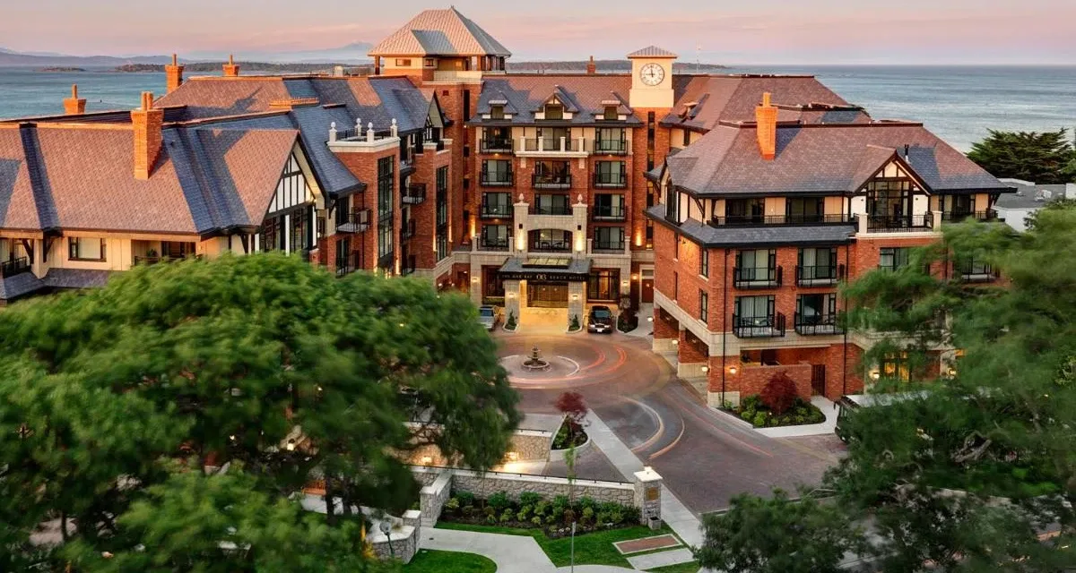Oak Bay Beach Hotel