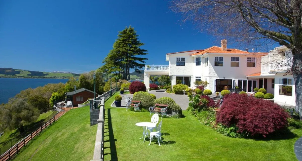 On The Point Lake Rotorua