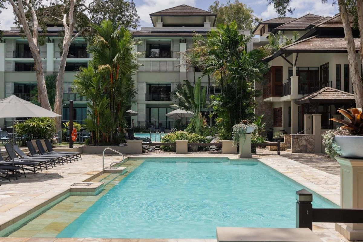 Pullman Palm Cove Sea Temple Resort & Spa