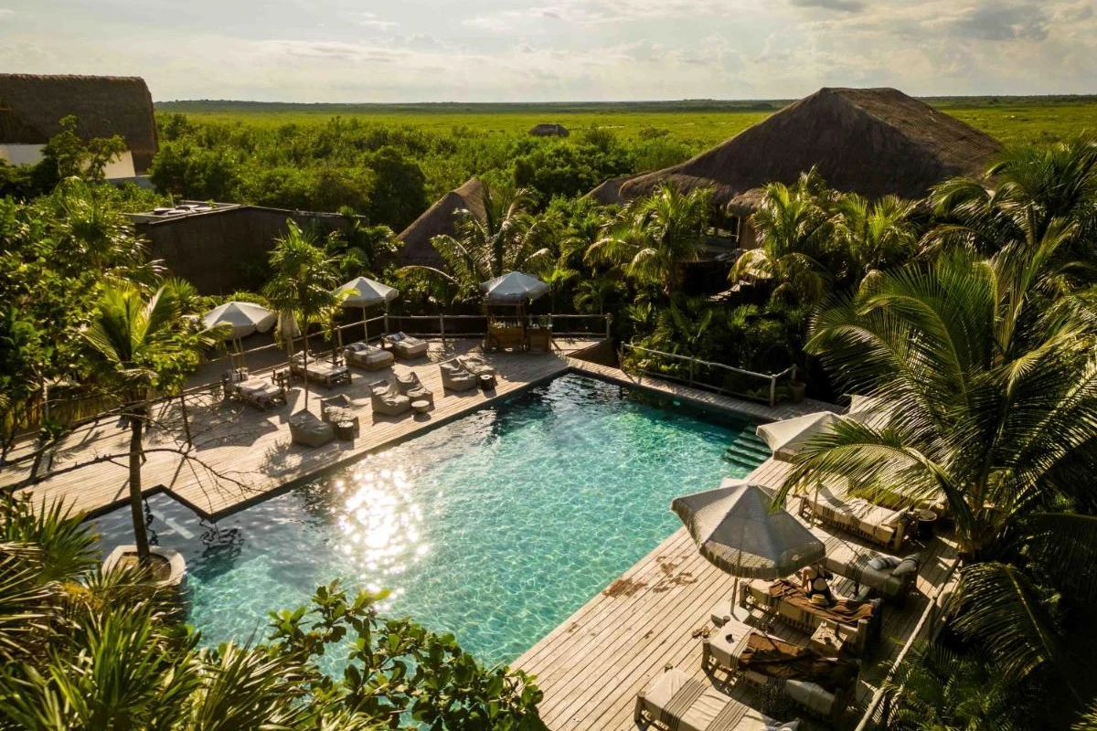 Radhoo Tulum