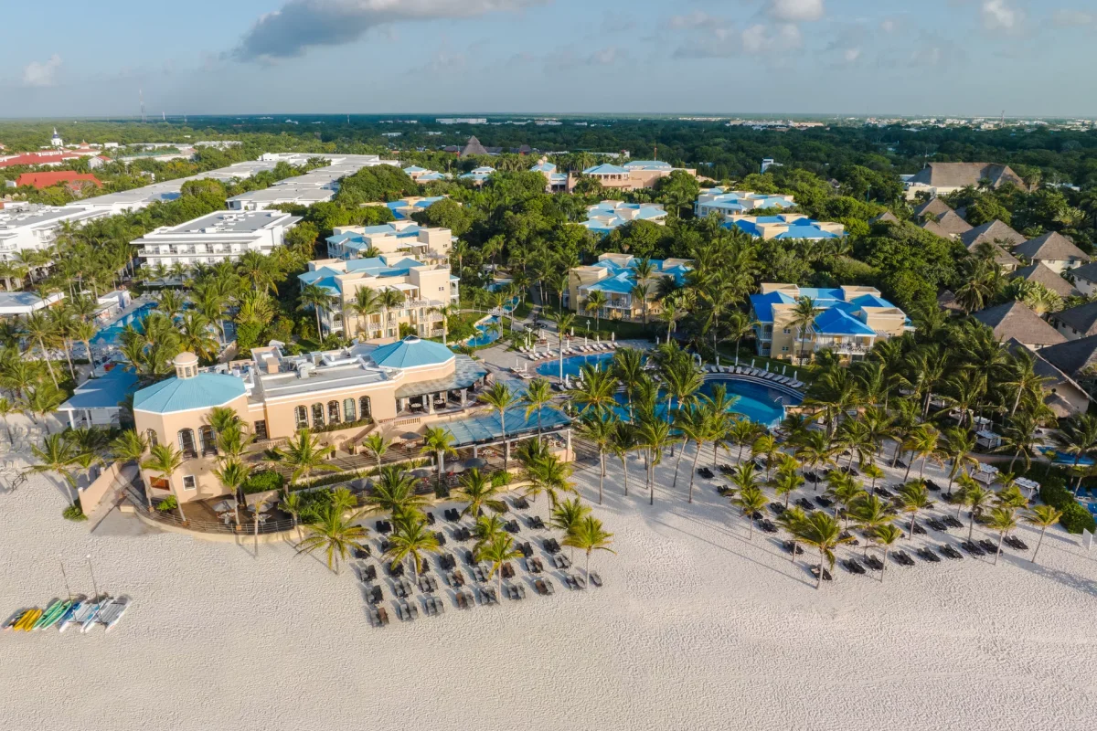 Royal Hideaway Playacar Resort