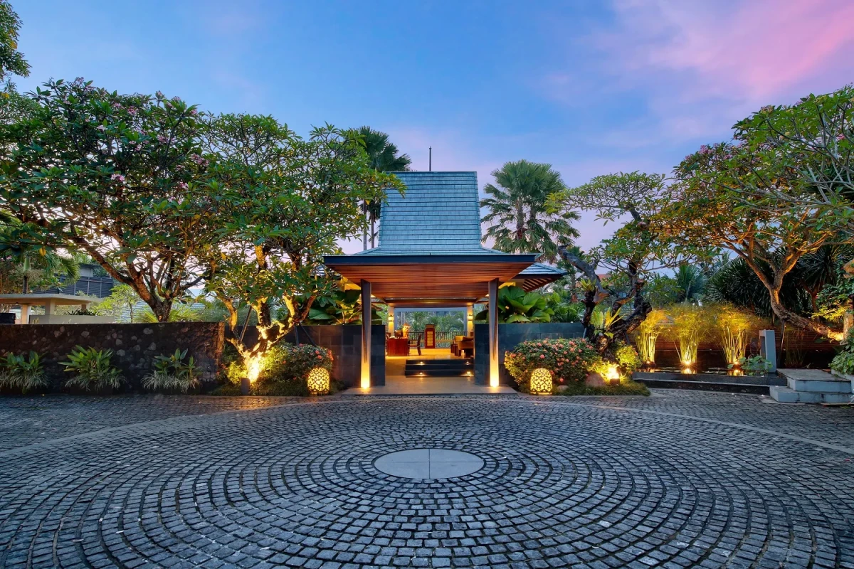 Royal Kamuela at Monkey Forest