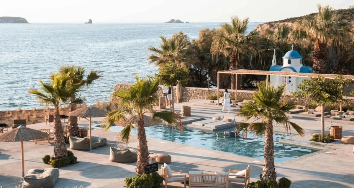 Seesoo Paros Beachfront Resort