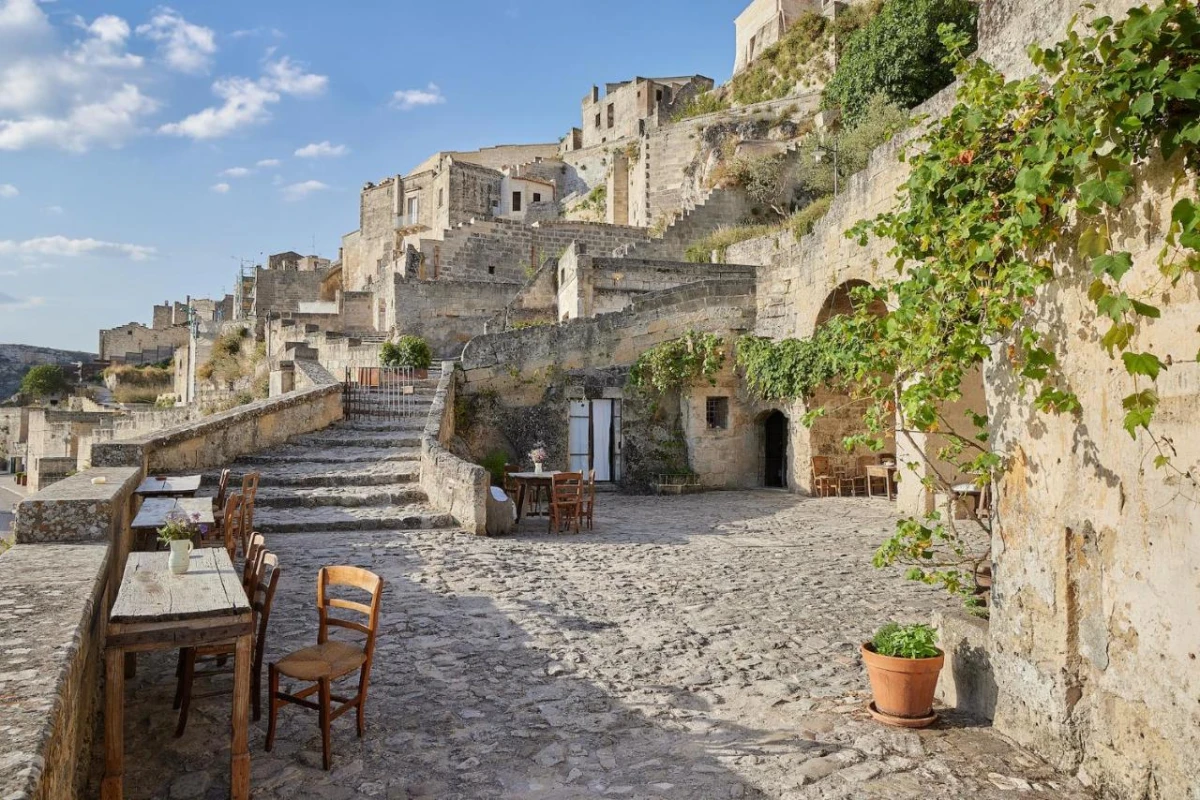 Sextantio Le Grotte Della Civita Hotel