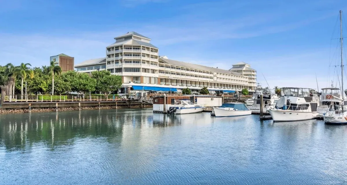 Shangri-La Marina Cairns