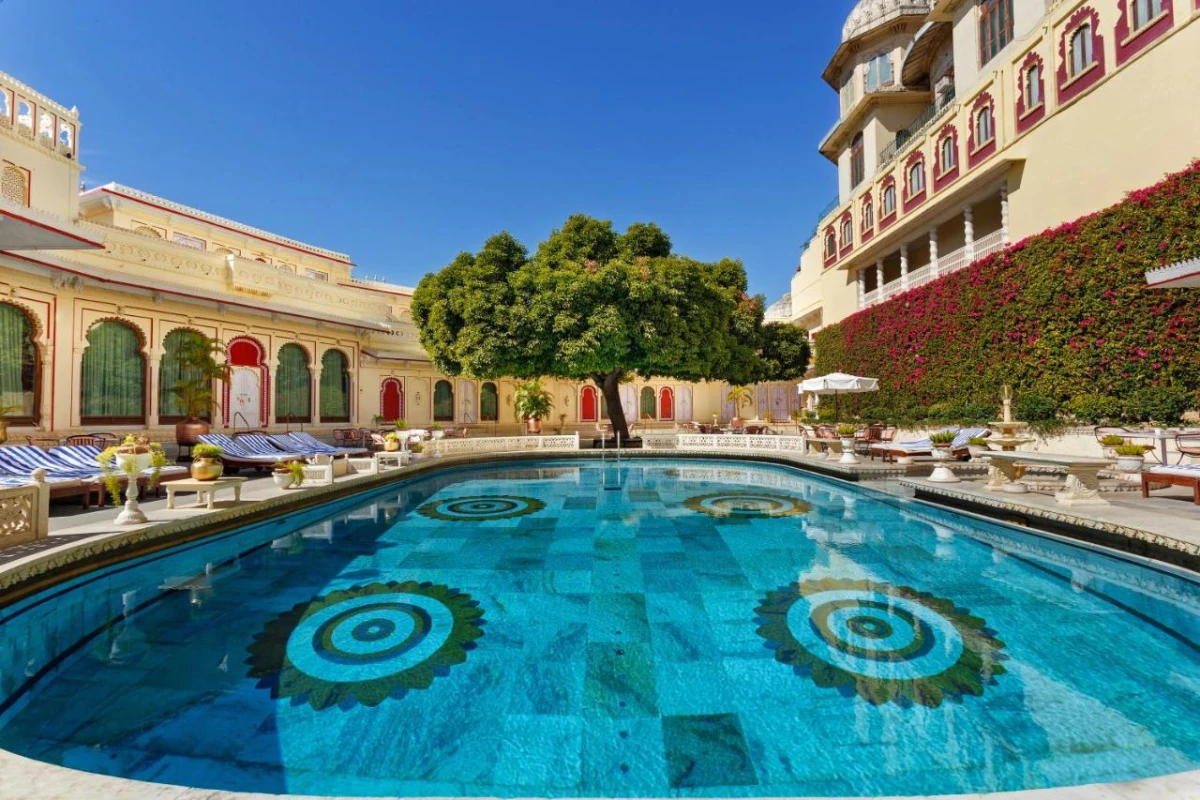 Shiv Niwas Palace