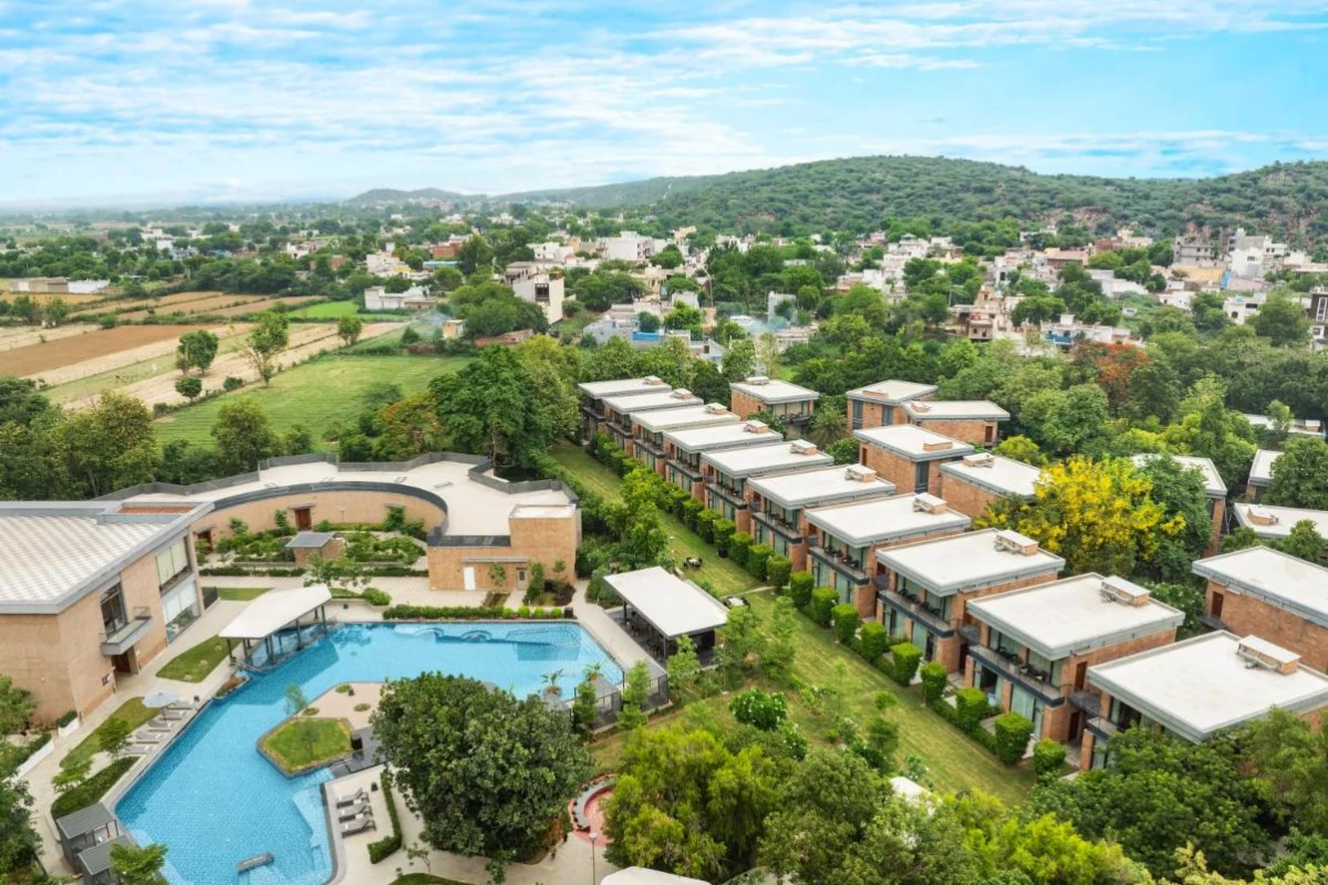 Taj Damdama Lake Resort & Spa Gurugram