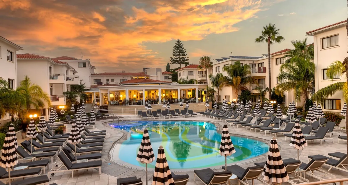 The King Jason Paphos