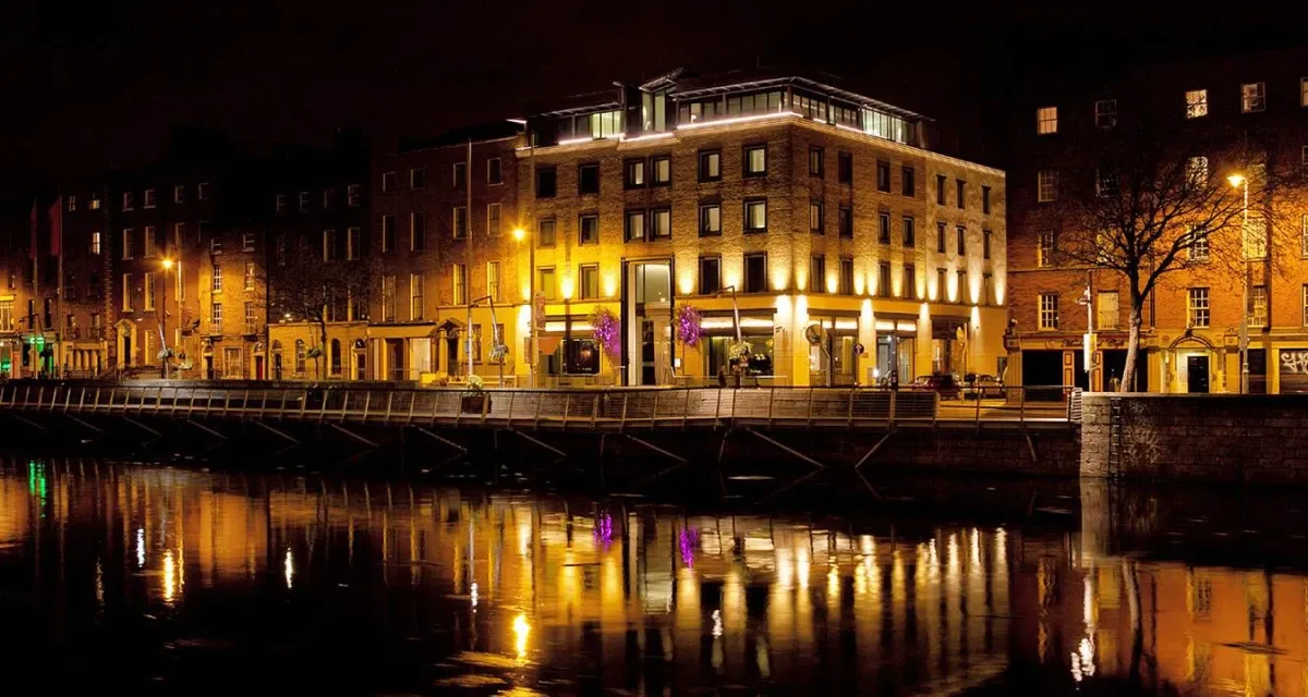 The Morrison Dublin Curio Collection by Hilton