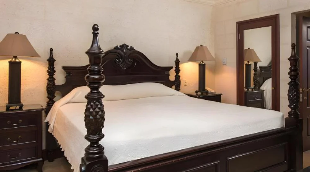 Garden Pool Suite at The Crane Resort