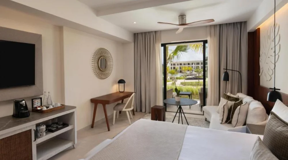 Junior Suite Tropical View - King at Secrets Playa Esmeralda