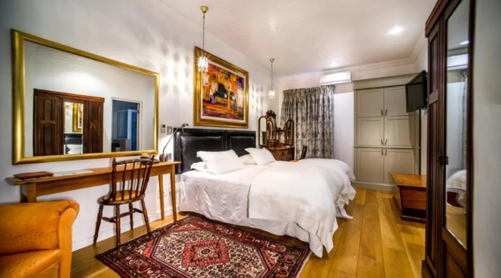 Luxury Twin Room at Batavia Boutique Hotel