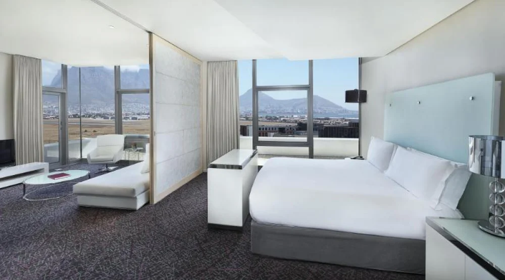 One Bedroom Executive Suite, One King at Cape Town Marriott Hotel Crystal Towers