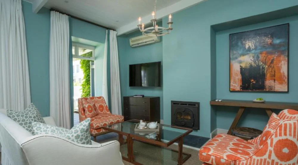 Suite with Private Pool at Le Quartier Francais