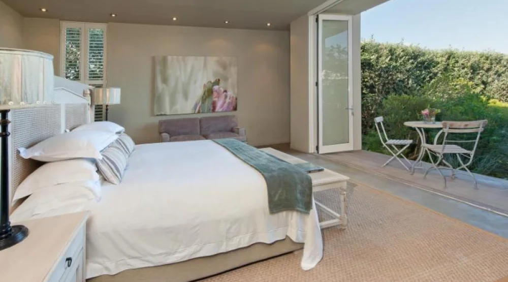 Executive Suite at Mosselberg On Grotto Beach