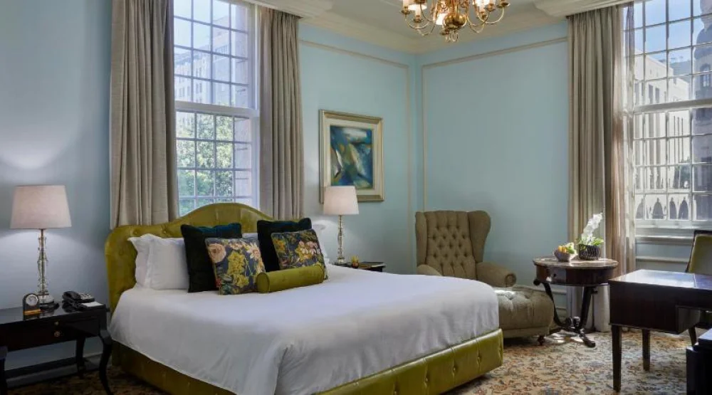 Taj Club with Executive Lounge Access - Heritage Wing at Taj Cape Town