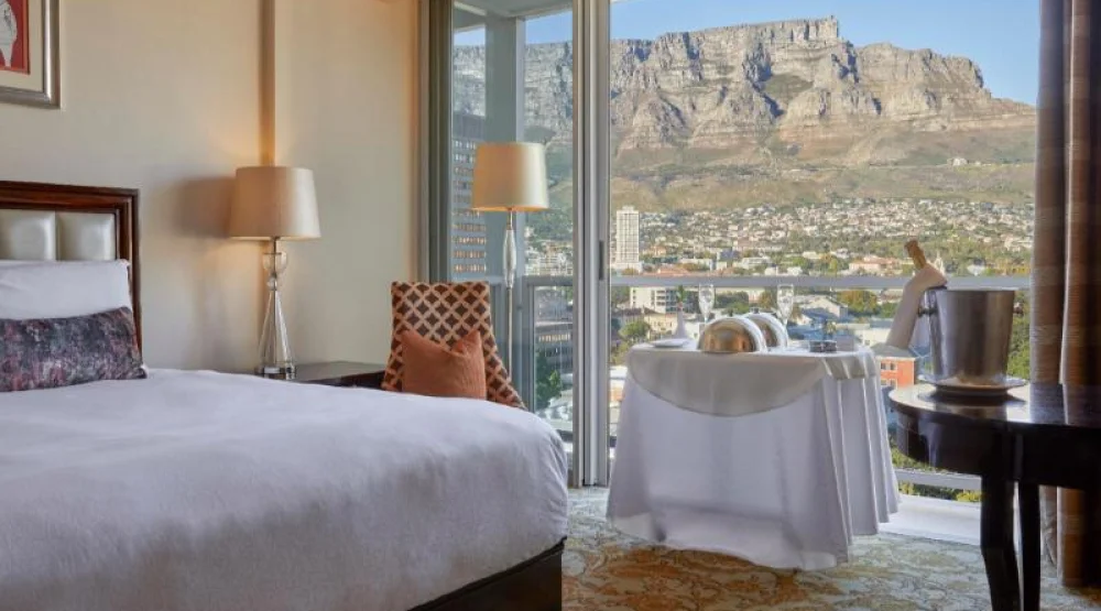Luxury Room Tower Wing Mountain View Twin Beds at Taj Cape Town