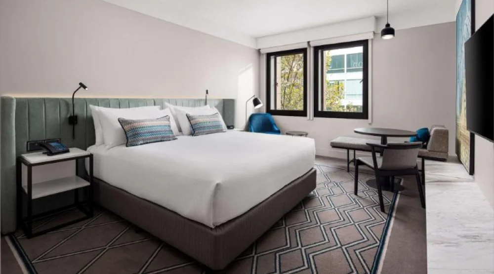 King Executive Room at Hilton Melbourne Little Queen Street
