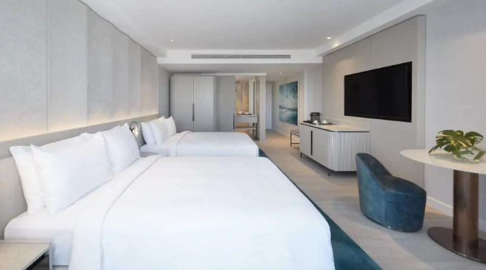 Guest Room, Two Double, Mountain View, Balcony at JW Marriott Gold Coast Resort & Spa