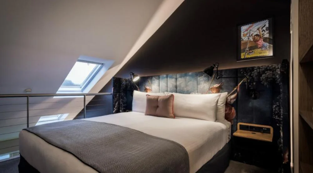 Deluxaroo Loft Room at Ovolo Woolloomooloo