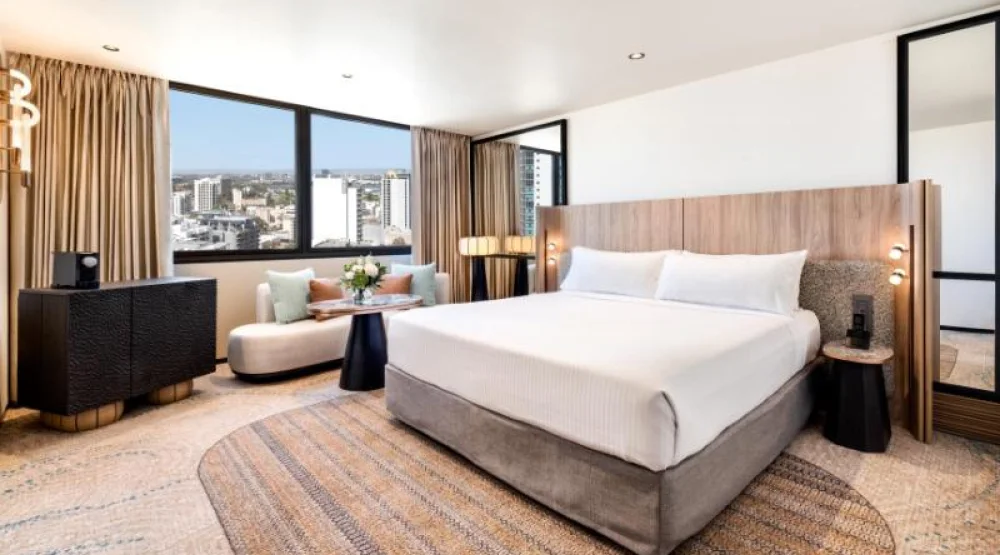 Deluxe Room at Pan Pacific Perth