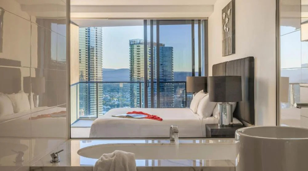 Three Bedroom Skyhome at Peppers Broadbeach