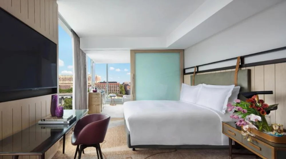 Luxury Corner Room with One King Bed at Sofitel Sydney Darling Harbour