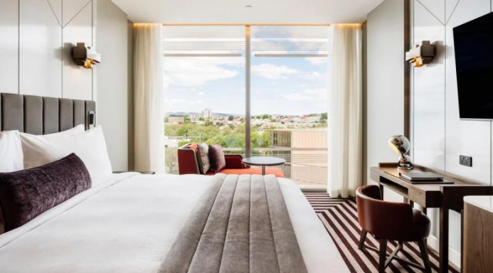 Water View King Room, Guest Room, One King, Water View at The Tasman a Luxury Collection Hotel