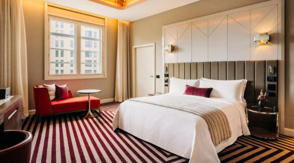 Tasman Accessible King, Guest Room, One King at The Tasman a Luxury Collection Hotel