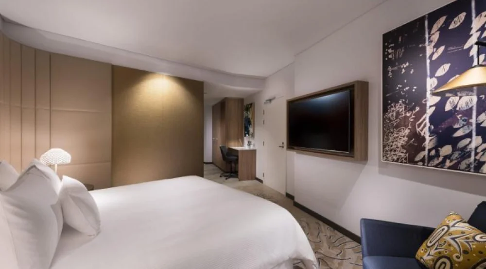 Club City View King, Club Lounge Access, Guest Room, One King, City View, High Floor at The Westin Brisbane