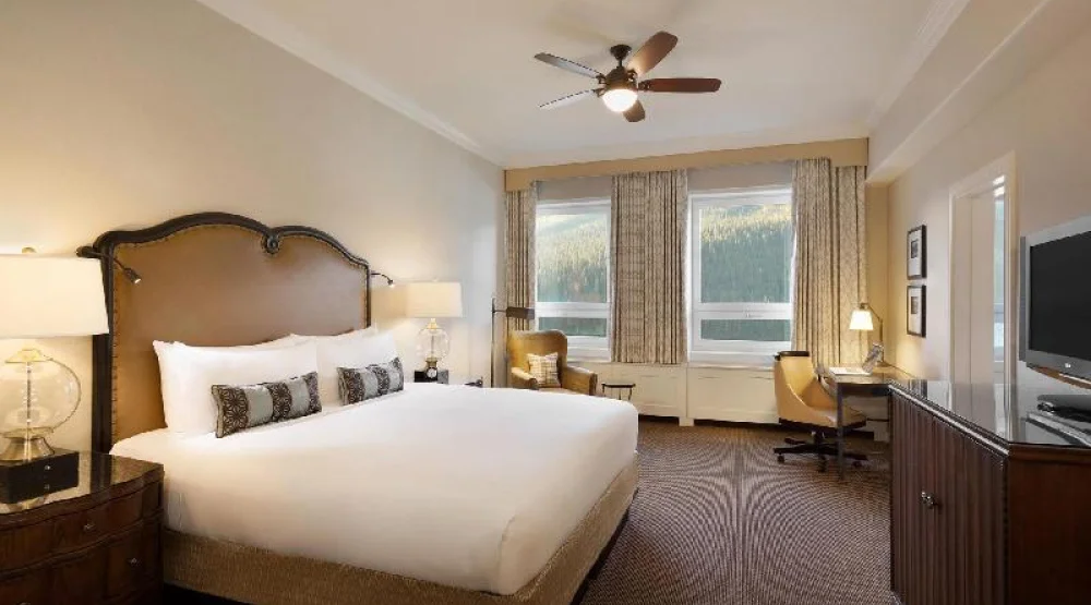 Deluxe King at Fairmont Chateau Lake Louise