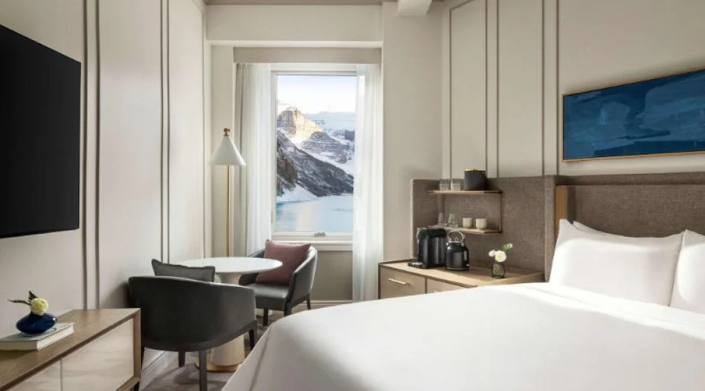 Lake View Queen at Fairmont Chateau Lake Louise