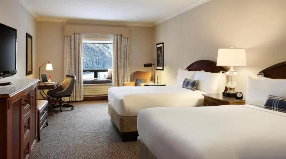 Deluxe Mount Temple King at Fairmont Chateau Lake Louise