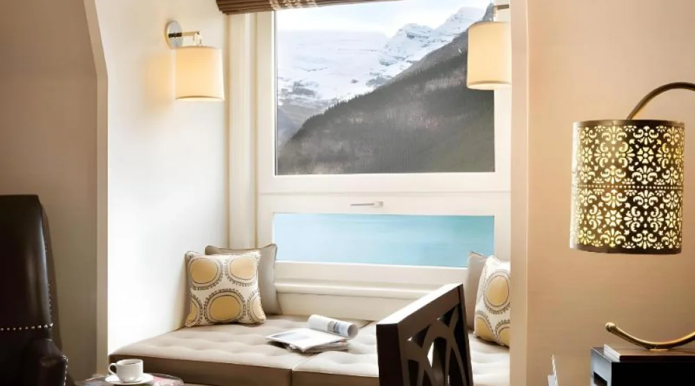 Fairmont Gold Queen Room  with Two Queen Beds and Lake View at Fairmont Chateau Lake Louise