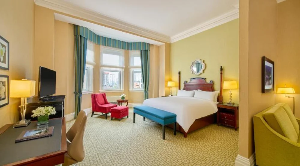 Deluxe View One King Open Concept with Sitting Area, Views Of Parliament and Canal at Fairmont Chateau Laurier