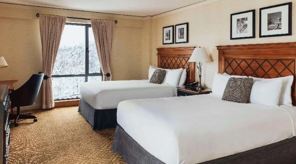Fairmont Two Queen Beds Ns at Fairmont Tremblant