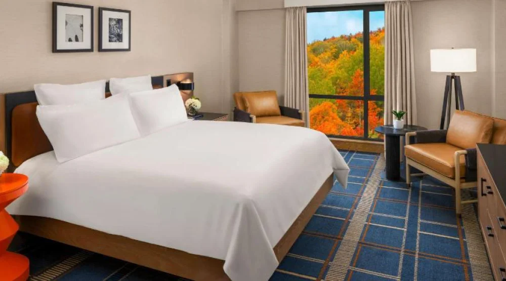 Fairmont Luxury One King, Newly Renovated at Fairmont Tremblant