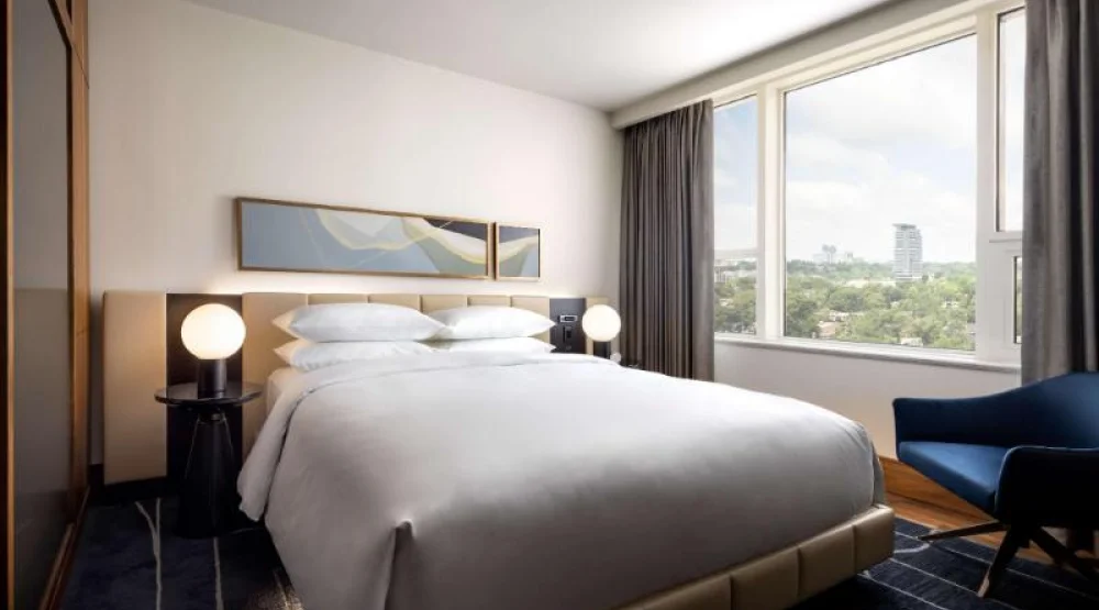 One Bedroom Deluxe Corner Suite High Floor at Park Hyatt Toronto
