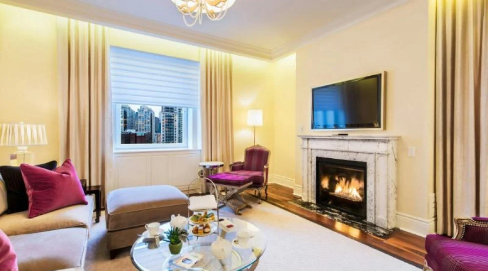 One Bedroom Suite, One Bedroom Larger Suite, One King, Corner Room, Fireplace at The Ritz-Carlton Montreal