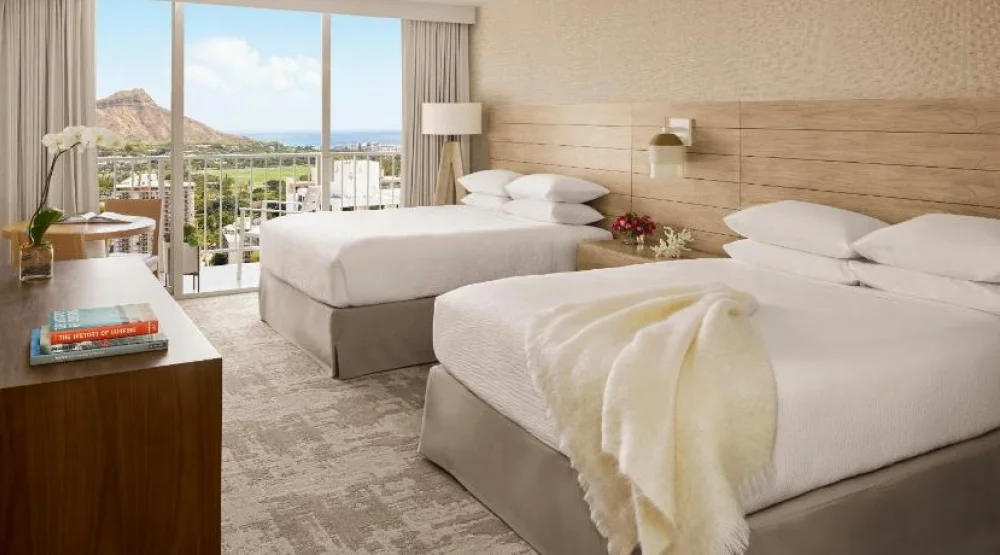 Diamond Head Ocean View Two Queens at Alohilani Resort Waikiki Beach
