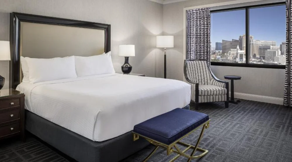 Palace Pool View Room One King Non-smoking at Caesars Palace Hotel & Casino