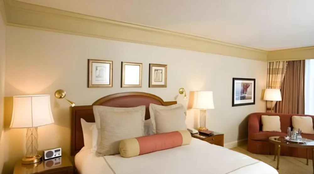 Deluxe Room One King Bed at Conrad Indianapolis