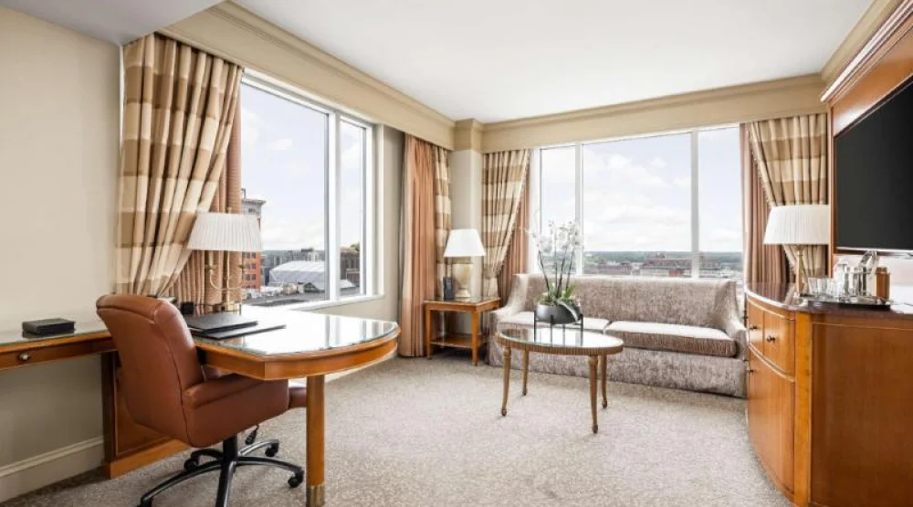 Corner Suite One King One Bedroom at Conrad Indianapolis