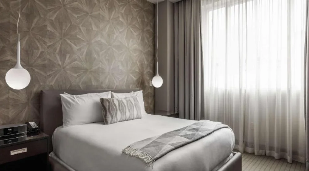 Contemporary Suite - One King at Conrad Indianapolis