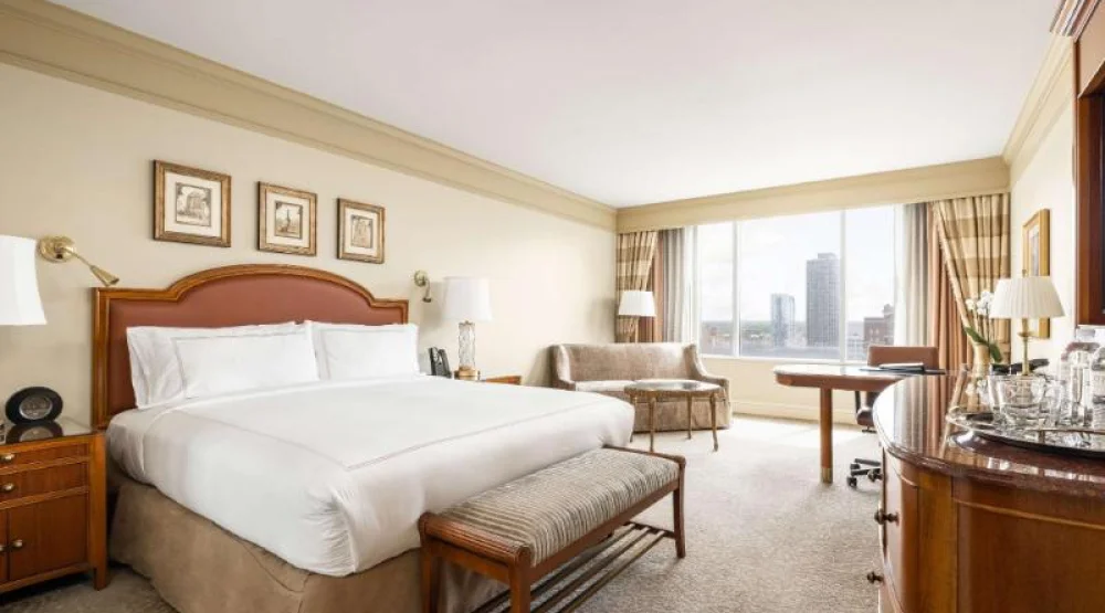 Deluxe Room One King Bed at Conrad Indianapolis