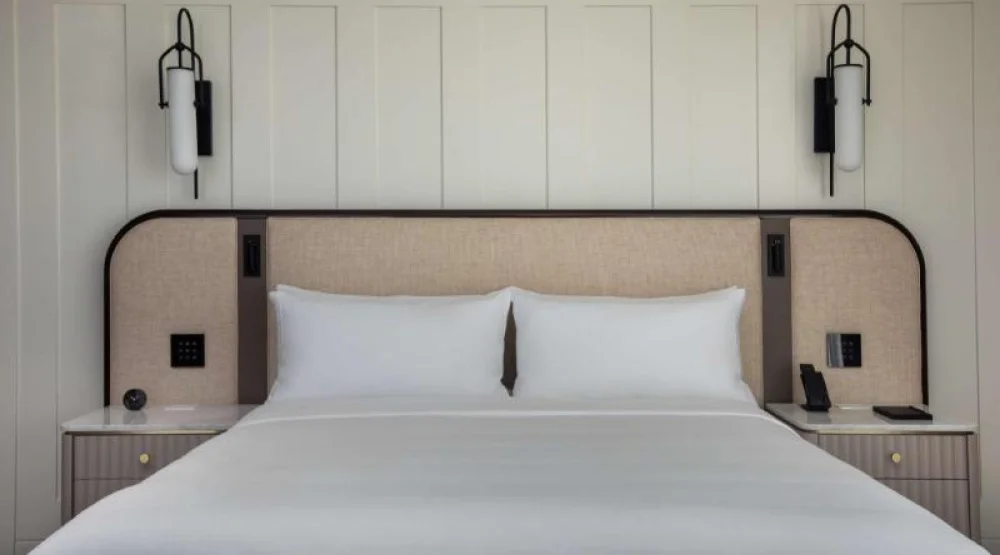 Premium Room-one King Bed Hearing Accessible at Conrad Nashville